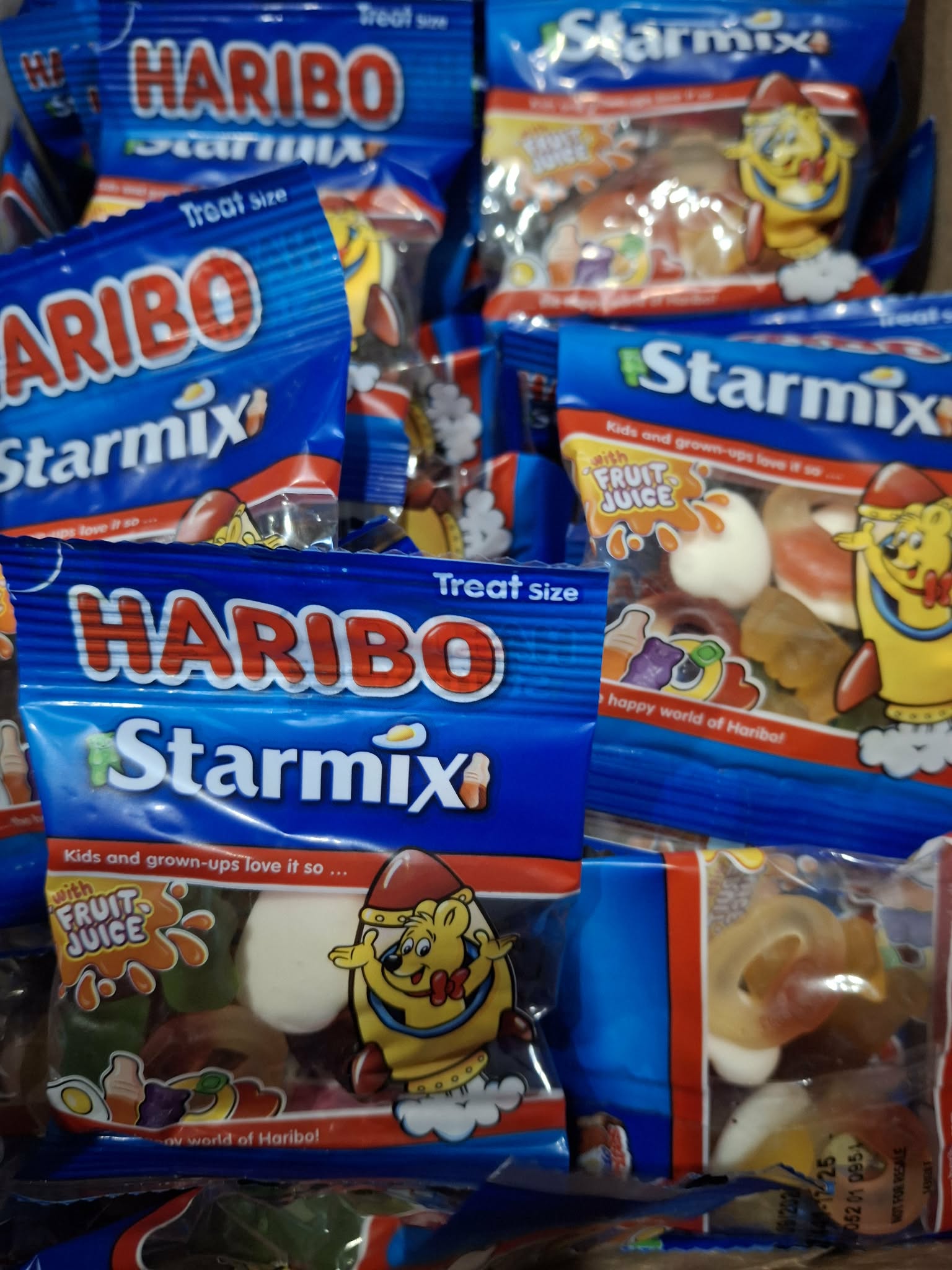 mini sachet party box Haribo